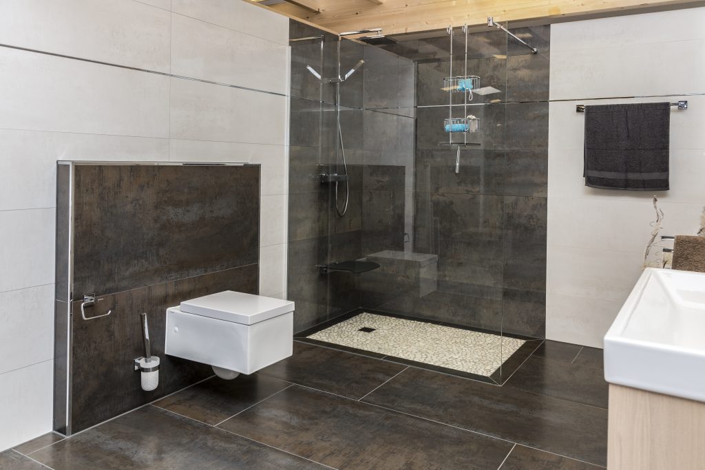 begehbare Dusche-barrierearm